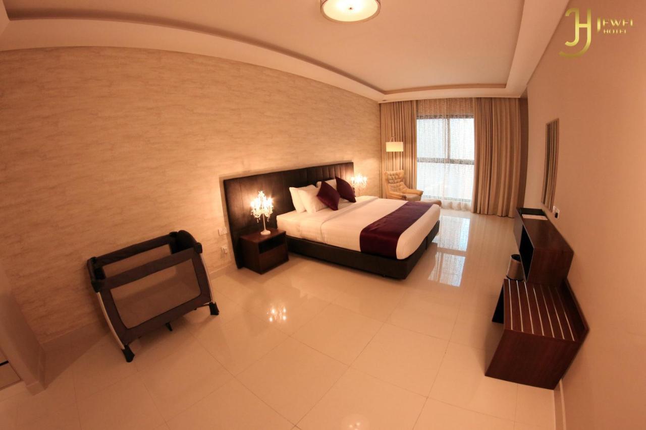 Sunday Luxury Downtown Adliya Formerly Jewel Hotel Al Manamah Esterno foto