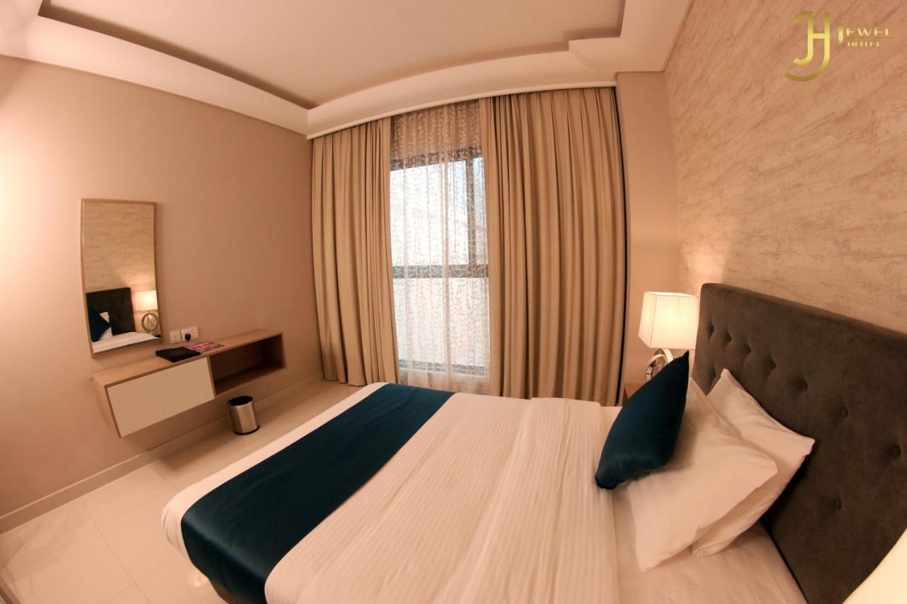 Sunday Luxury Downtown Adliya Formerly Jewel Hotel Al Manamah Esterno foto