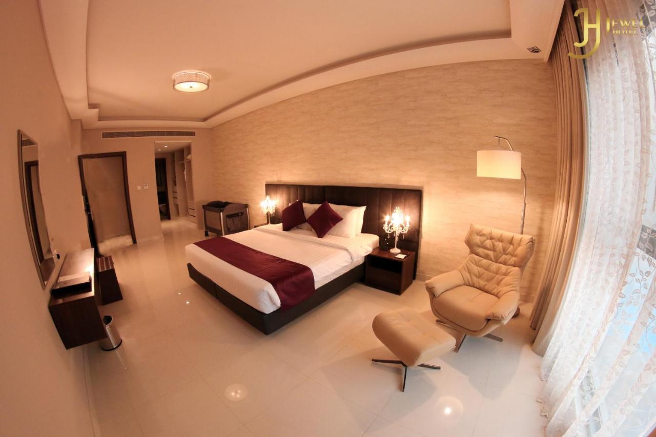 Sunday Luxury Downtown Adliya Formerly Jewel Hotel Al Manamah Esterno foto