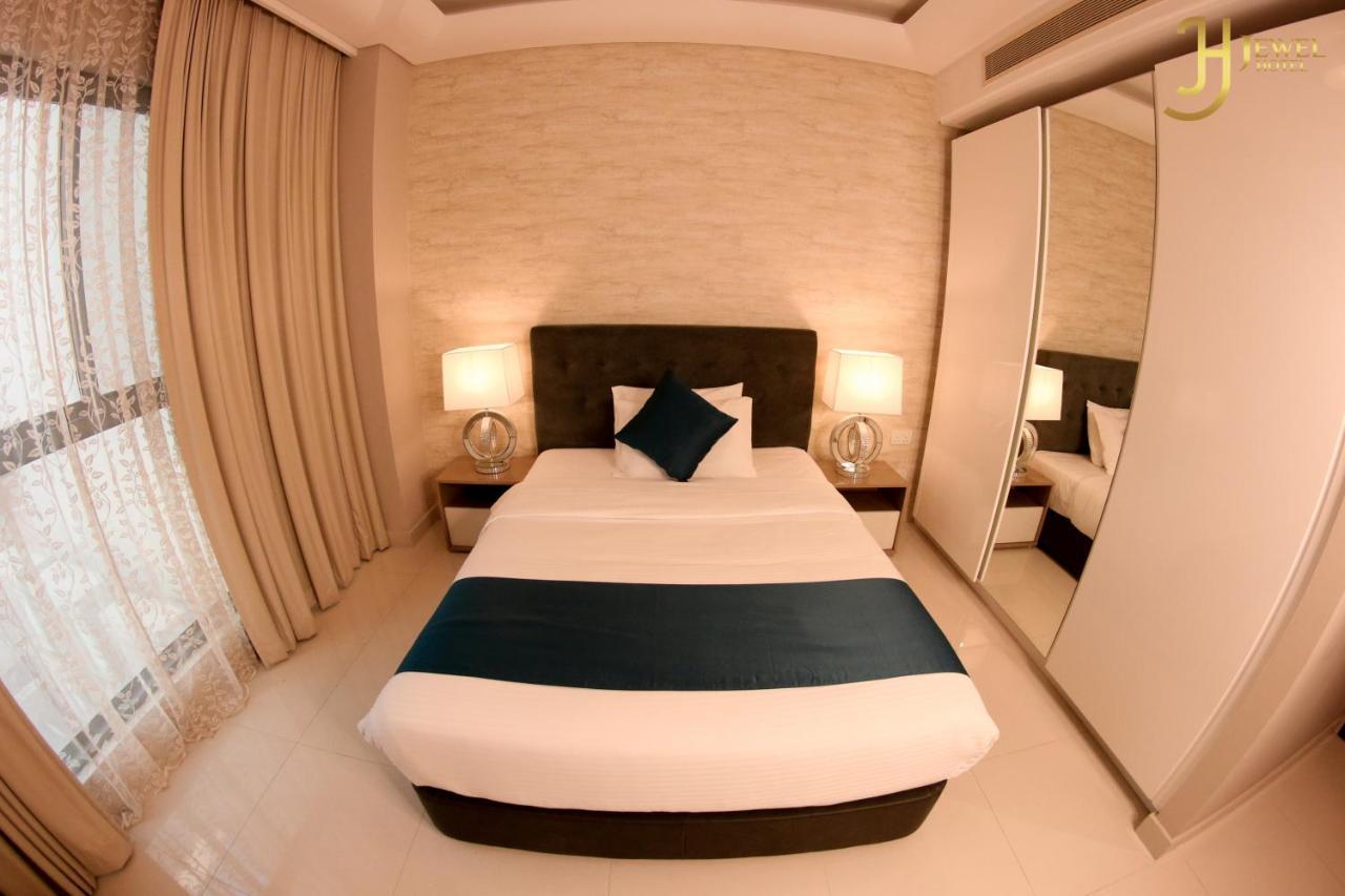 Sunday Luxury Downtown Adliya Formerly Jewel Hotel Al Manamah Esterno foto