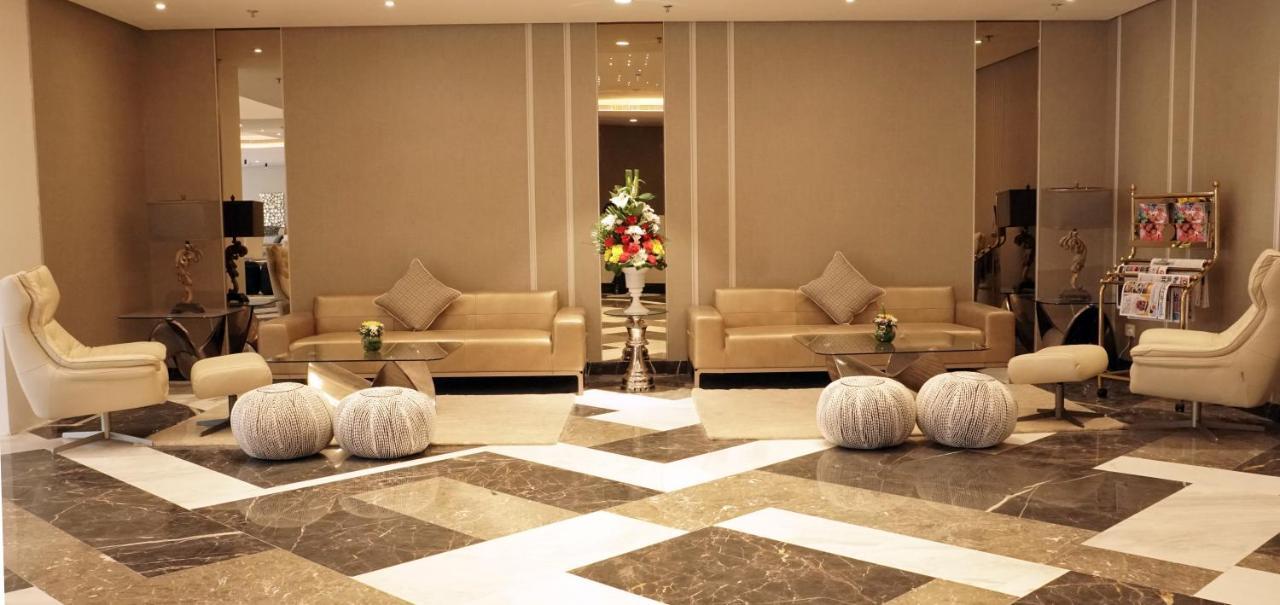 Sunday Luxury Downtown Adliya Formerly Jewel Hotel Al Manamah Esterno foto